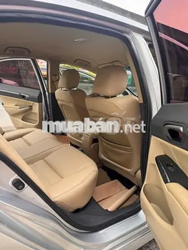 Honda Civic 1.8G 2012 Bạc 100.000km