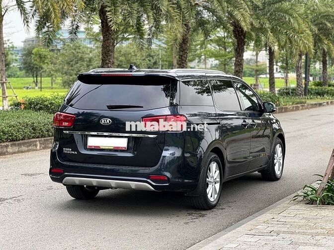 Kia Sedona 2021 2.2 DAT Luxury Đen