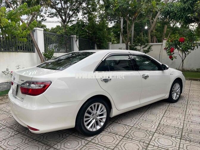 Toyota Camry 2.0E 2018 Trắng