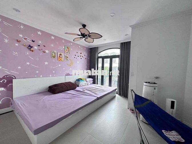 Lô Góc 2 thoáng *** tại chà là vinocenpark 2