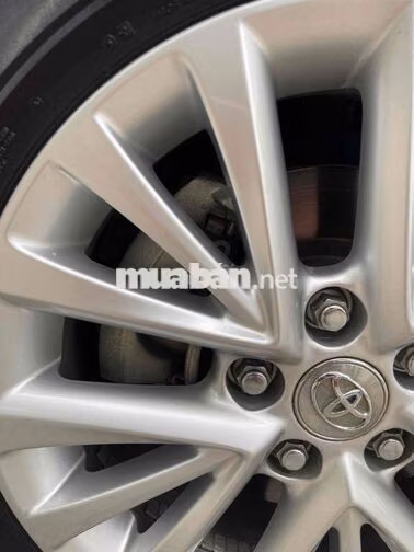 Toyota Camry 2.0E 2018 Trắng