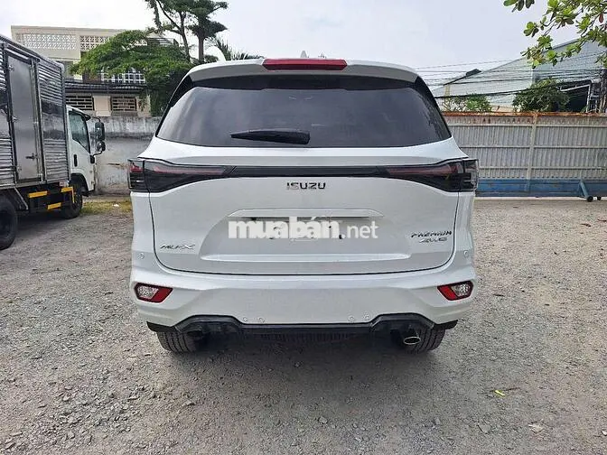 Isuzu Mu-X Premium 2 cầu Trắng Tự động giá hợp lý