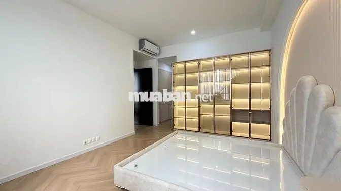Bán căn hộ Sunrise City South | Nhà mới 98% View Đông
