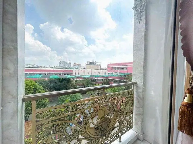 CHO THUÊ STUDIO 2PN FULL NT-BAN CÔNG CỬA SỔ TRỜI-KHU VỰC PHÚ NHUẬN