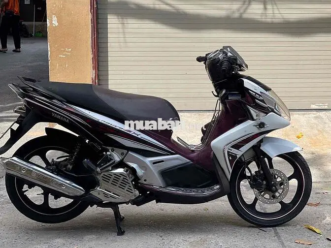 Yamaha Nouvo SX Trắng tiết kiệm xăng