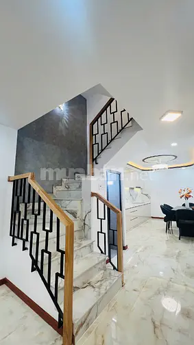 Nhà bán sát MT hẻm  377 CMT8 Quận 10. Không vướng quy hoạch TOD METRO2