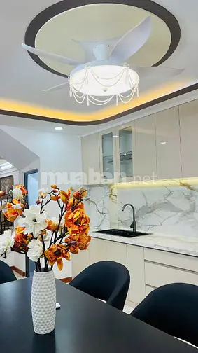 Nhà bán sát MT hẻm  377 CMT8 Quận 10. Không vướng quy hoạch TOD METRO2