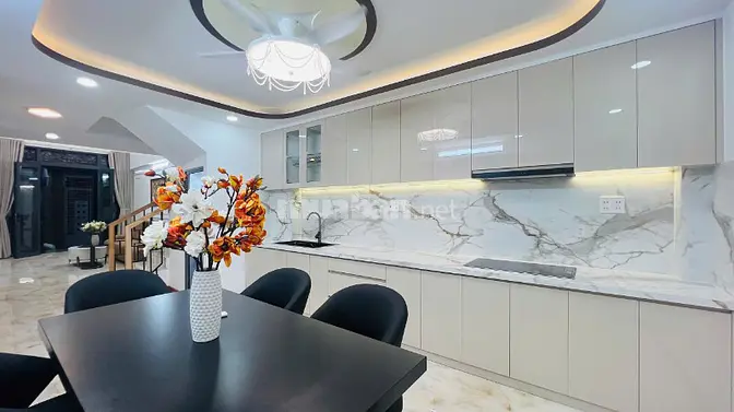 Nhà bán sát MT hẻm  377 CMT8 Quận 10. Không vướng quy hoạch TOD METRO2
