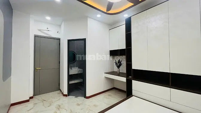 Nhà bán sát MT hẻm  377 CMT8 Quận 10. Không vướng quy hoạch TOD METRO2