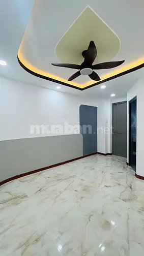 Nhà bán sát MT hẻm  377 CMT8 Quận 10. Không vướng quy hoạch TOD METRO2