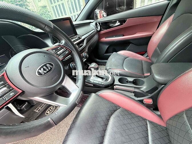 Kia Cerato Premium 2.0AT 2020 Đen 58650 km
