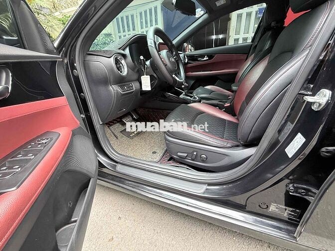 Kia Cerato Premium 2.0AT 2020 Đen 58650 km