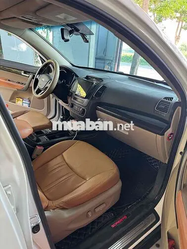 Kia Sorento 2017 Full option Trắng 14 vạn km