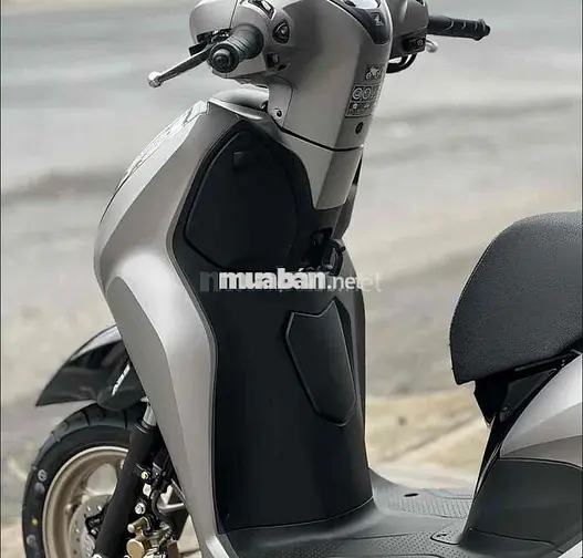 Honda Lead Đặc Biệt 2026 Xám