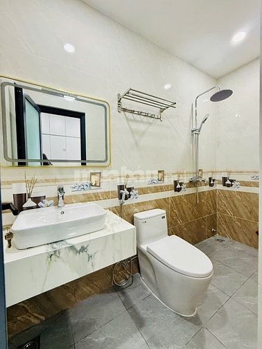 ⭐️Mở bán 2 căn Nhà 4 lầu tuyệt đẹp Cao cấp Mặt tiền Phùng Văn Cung, Q.