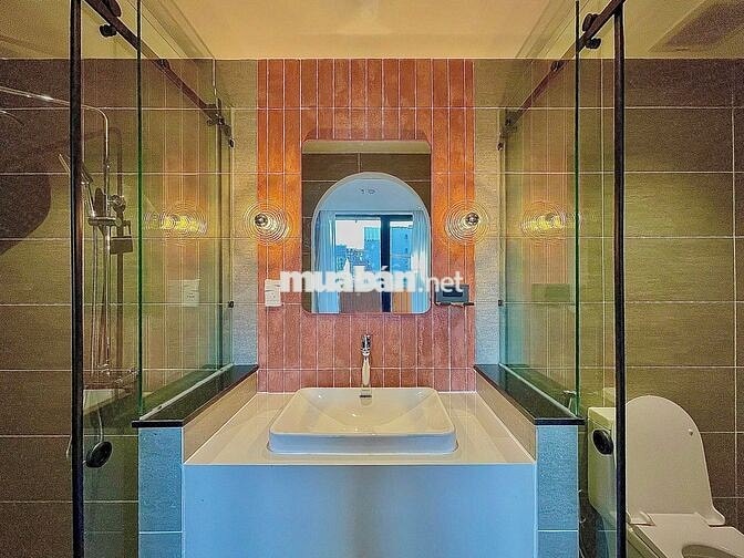 SIÊU PHẨM 2 PHÒNG ĐẦY ĐỦ NỘI THẤT CAO CẤP Ở TRUNG TÂM THÀNH PHỐ
