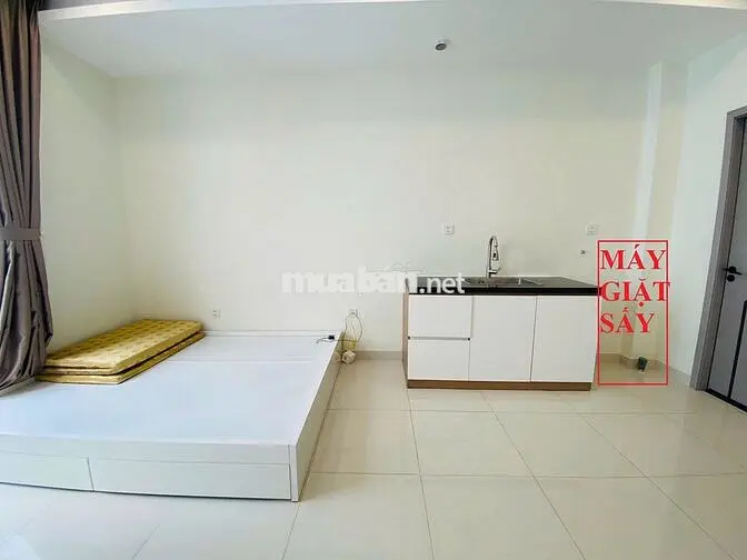 PHÒNG MỚI CÓ MÁY LẠNH, MÁY GIẶT SẤY RIÊNG GẦN NGÃ TƯ HÀNG XANH