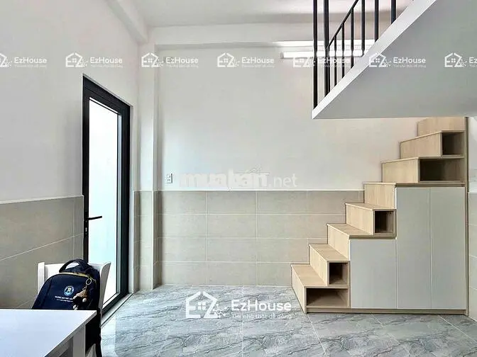 TRỐNG CĂN GÁC LỬNG FULL NTHAT CỬA SỔ TRỜI THOÁNG MÁT GẦN ĐH VĂN HIẾN