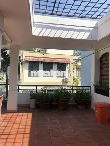 Bán nhà riêng tại Nguyễn Cửu Đàm, 16,5 tỷ, 124m2, 5PN, 5WC, 3 tầng