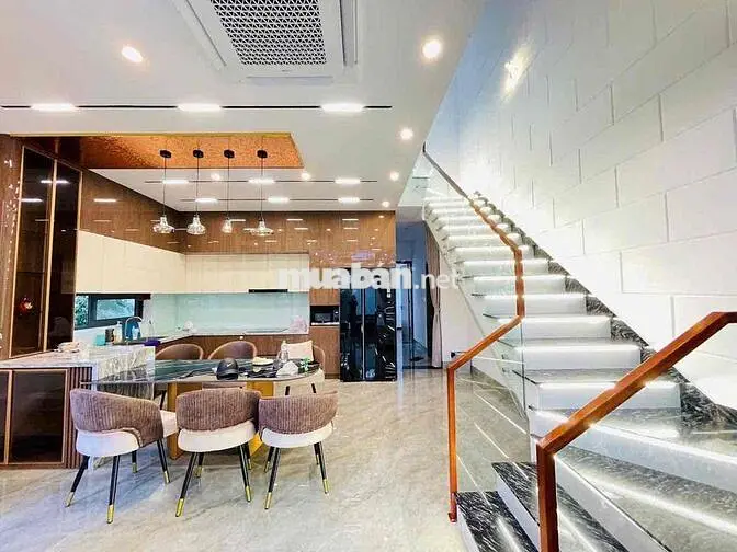 🇻🇳 Cho thuê nhà đẹp 3 tầng Nguyễn Sơn , Hoà Cường , Hải Châu