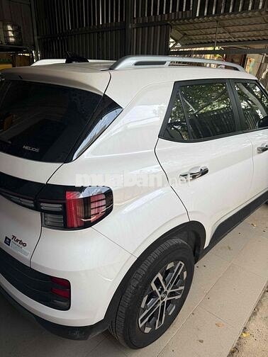 Hyundai Venue 2025 Trắng 14.000km Chính Chủ Mới