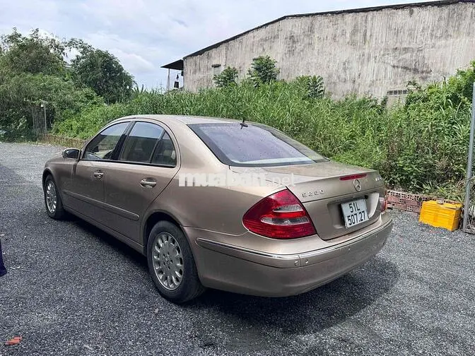 2004 Mercedes-Benz E240 BSTP ngay chủ xe đẹp zin