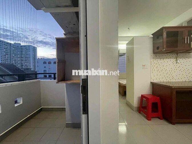 🏡 Studio ban công tách bếp rộng 35m2 gần TDTU, RMIT
