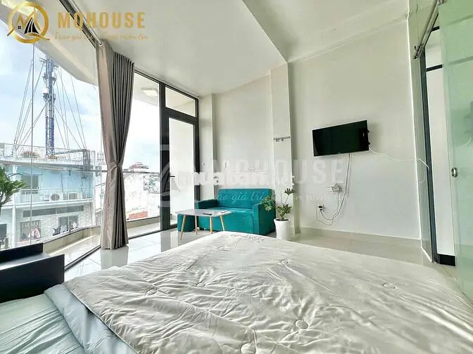 Căn hộ 1PN - Ngô Đức Kế (sát Bùi Đình Tuý) - Ban công, tách bếp