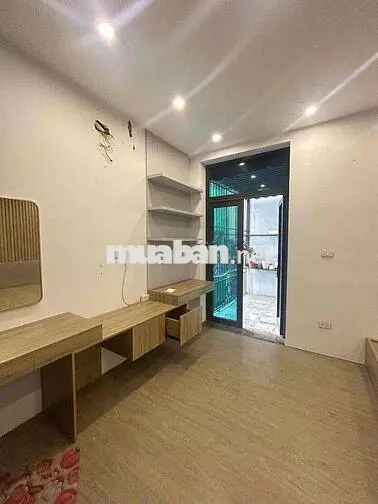 Mình là chính chủ, cho thuê nhà nguyên căn Ngõ Chợ Khâm Thiên