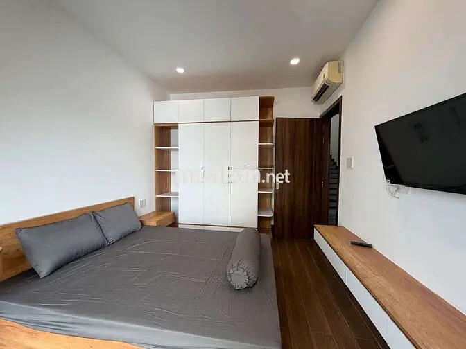 cho thuê nhà 4 tầng đường Trưng Nữ Vương trung tâm.thành phố