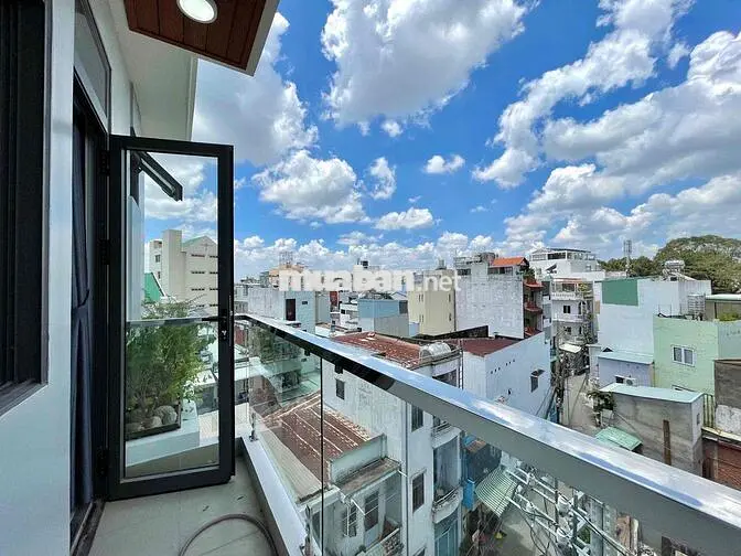 STUDIO BAN CÔNG FULL NỘI THẤT NGAY CÔNG VIÊN GIA ĐỊNH