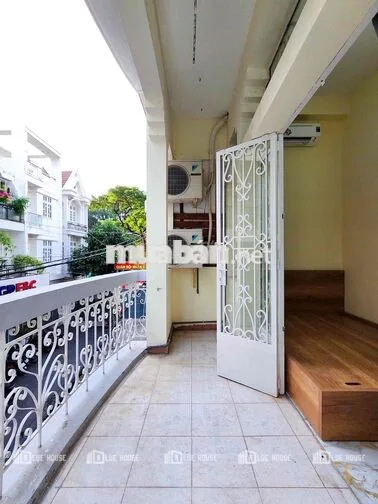 Căn hộ 2PN - Hồ Văn Huê, Phú Nhuận - Full nội thất, ban công