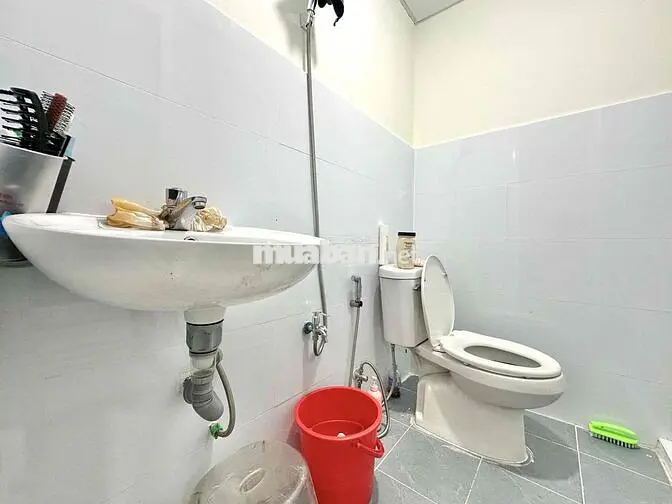 Phòng Trọ Rộng Như Sân Bay, Ban Công Gần Chợ Gò Xoài