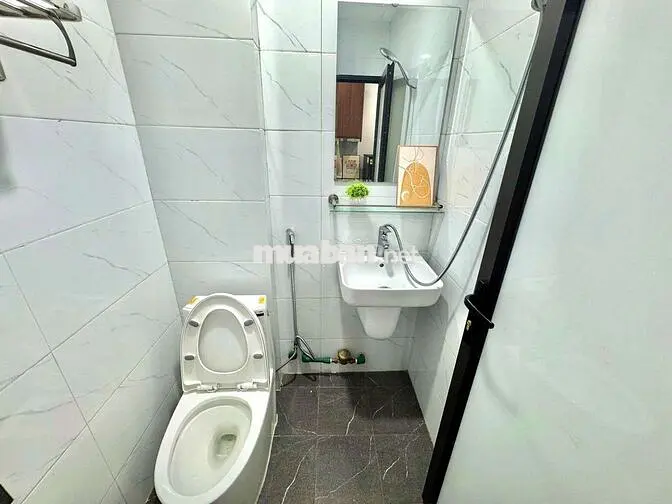 CHO THUÊ CĂN HỘ STUDIO BAN CÔNG CỬA SỔ THOÁNG 47B NGIX 6 QUẦN NGỰA