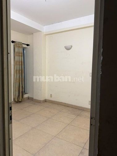 NHÀ SƠN SỬA MỚI 4PN GẦN MT ĐÔNG NAI QUẬN 10