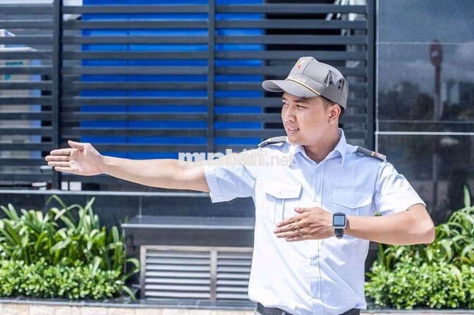 Lương 9tr - Lương Tuần - Quet thẻ xe, điều phối xe