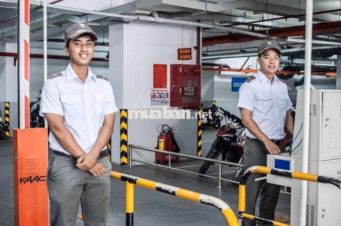 Lương 9tr - Lương Tuần - Quet thẻ xe, điều phối xe