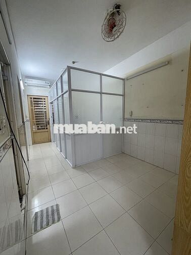 Chính chủ cho thuê nhà nguyên căn 3pn2wc máy lạnh, máy giặt, quạt trần