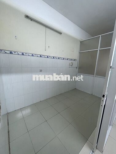 Chính chủ cho thuê nhà nguyên căn 3pn2wc máy lạnh, máy giặt, quạt trần