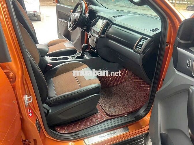 Ford Ranger Wildtrak 3.2 AT 4x4 Cam 20 vạn