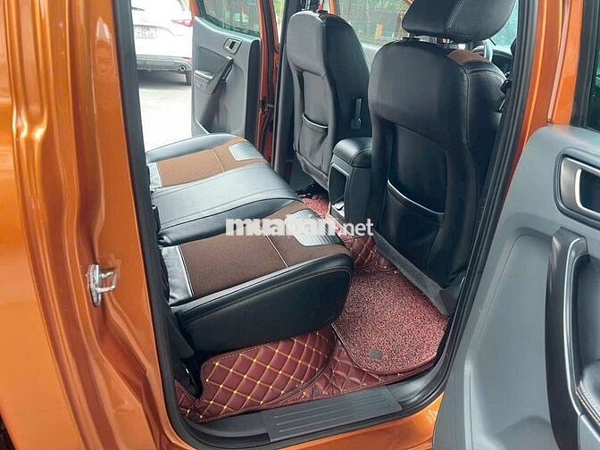 Ford Ranger Wildtrak 3.2 AT 4x4 Cam 20 vạn