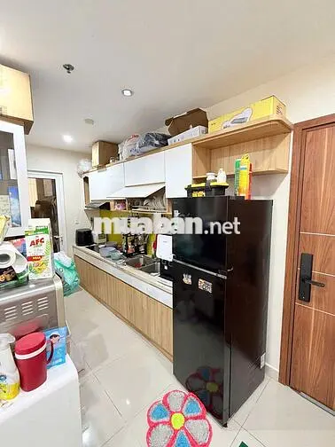 Cho thuê căn hộ 2PN-2WC Nội Thất cơ bản, View hồ cảnh quan đẹp 