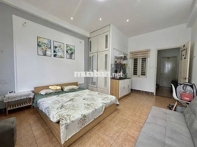 Phòng Ban Công 30m2, Full NT Gần Sân Bay, CV Hoàng Văn Thụ, ĐH UFM