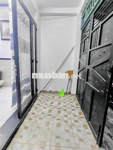 BÁN NHÀ ĐỐI DIỆN MERCIDES QUANG TRUNG, P8, GV, HCM - NGANG 4.5 - 5.59T