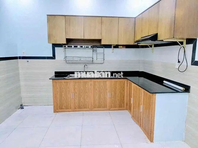 BÁN NHÀ ĐỐI DIỆN MERCIDES QUANG TRUNG, P8, GV, HCM - NGANG 4.5 - 5.59T