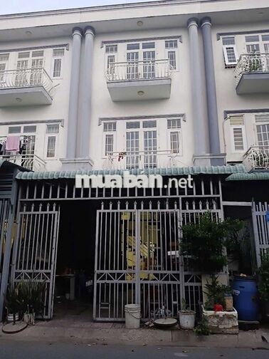 bán nhà chính chủ hoàncong sổ hồng riêng