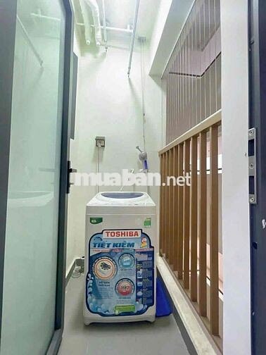 Rổ hàng Studio Topaz Twins đủ tầng , full nội thất, chỉ dọn đòi đến ở