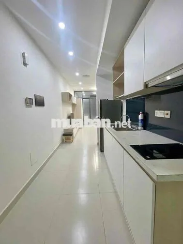 Rổ hàng Studio Topaz Twins đủ tầng , full nội thất, chỉ dọn đòi đến ở