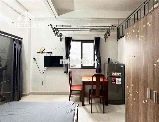 CHO THUÊ CĂN HỘ CMT8 - Q3 - NGAY CV THỎ TRẮNG - THANG MÁY - 40m2