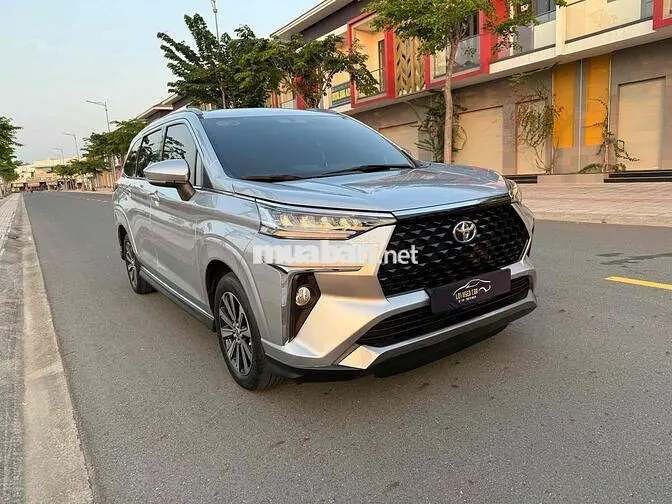 Toyota Veloz Cross 2022 Số tự động 50000 km Bạc